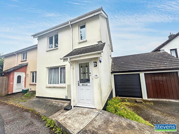 2 Bedroom Semi-Detached House For Sale In Oke Tor Close, Okehampton, Devon, EX20