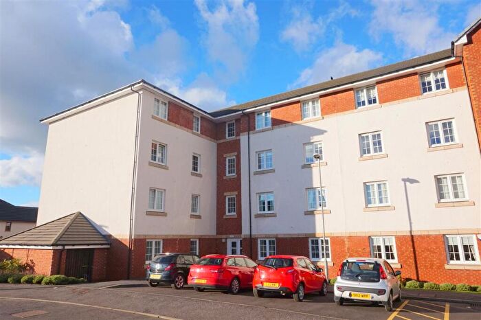 2 Bedroom Apartment To Rent In Kirktonholme Gardens, West Mains, East Kilbride, G74