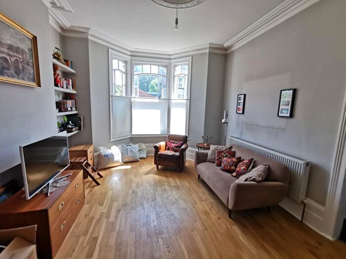 1 Bedroom Apartment To Rent In Cecile Park, London, N8