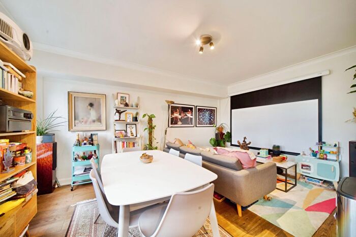 1 Bedroom Flat For Sale In Eton Place, Eton College Road, London, NW3