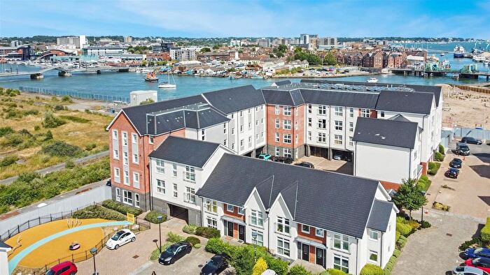 2 Bedroom Flat To Rent In Jefferson Avenue, Poole, BH15