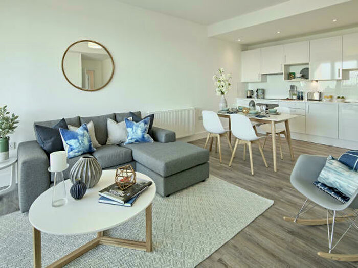 2 Bedroom Apartment To Rent In Canning Town London, E16