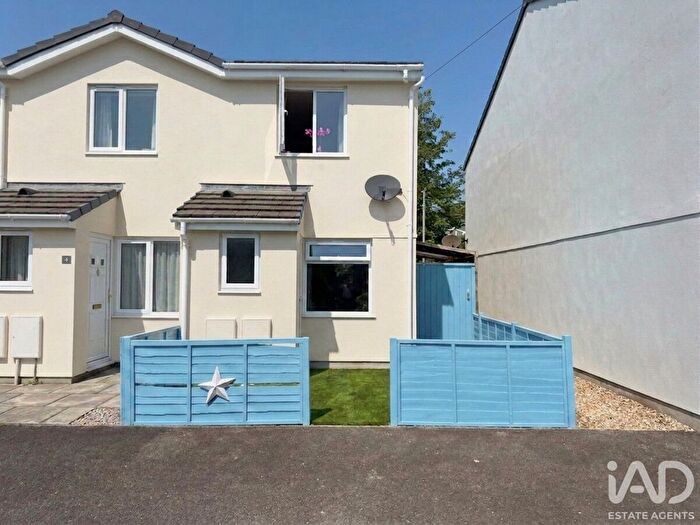 2 Bedroom Detached House For Sale In Doubletree Court, Cornwall, PL24