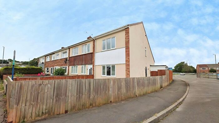 3 Bedroom End Terrace House For Sale In Stanshawe Crescent, Yate, Bristol, BS37