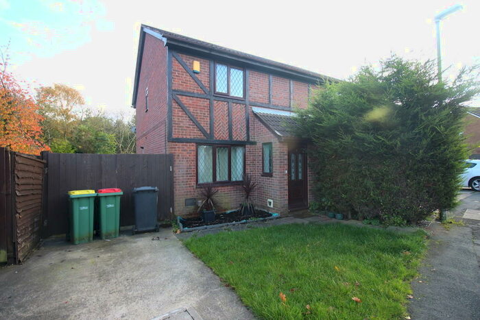 3 Bedroom Semi-Detached House To Rent In Hazel Coppice, Lea, PR2