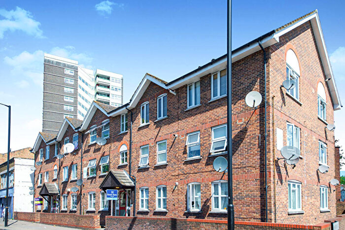 1 Bedroom Apartment To Rent In High Street, London, E13