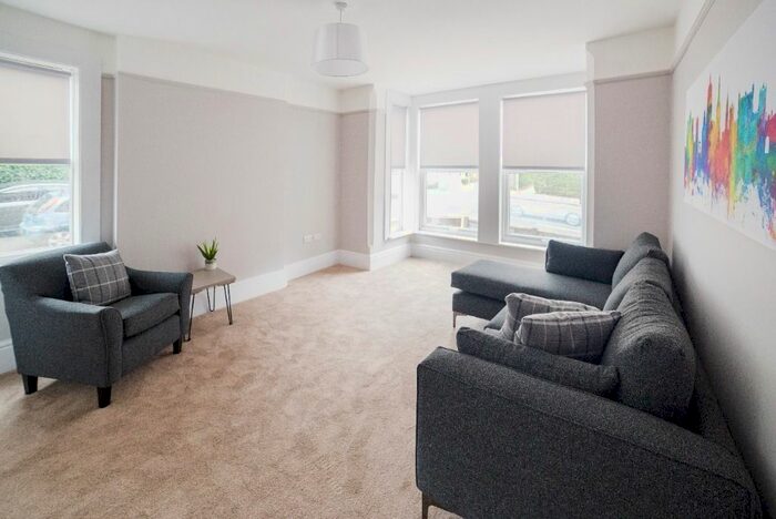 4 Bedroom Semi-Detached House To Rent In Hucknall Road, Carrington, Nottingham, NG5