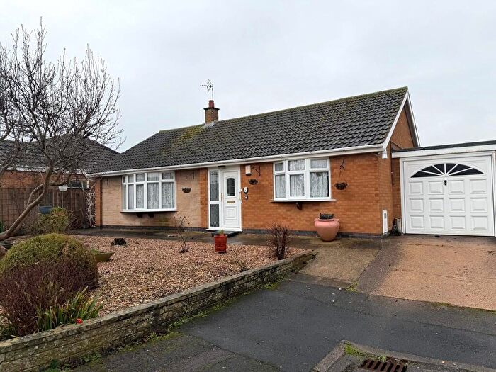 2 Bedroom Detached Bungalow To Rent In Fairham Avenue, Gotham, NG11