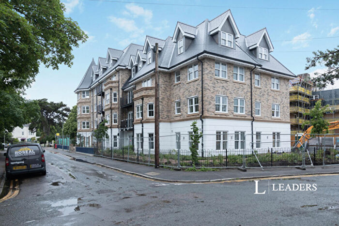 1 Bedroom Flat To Rent In Durley Road, Bournemouth, Dorset, BH2