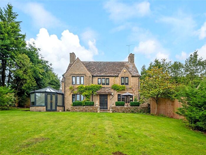 3 Bedroom Country House For Sale In Westhall Hill, Fulbrook, Burford, OX18