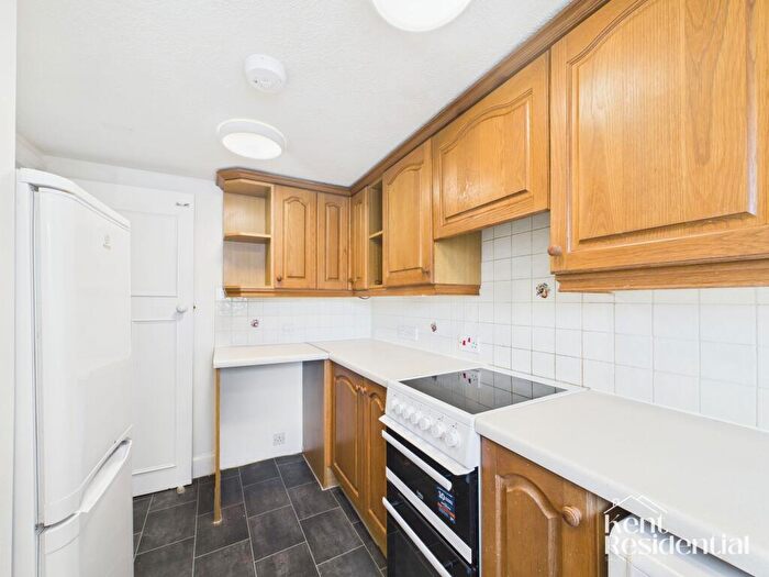2 Bedroom Apartment To Rent In Union Street, Maidstone, ME14