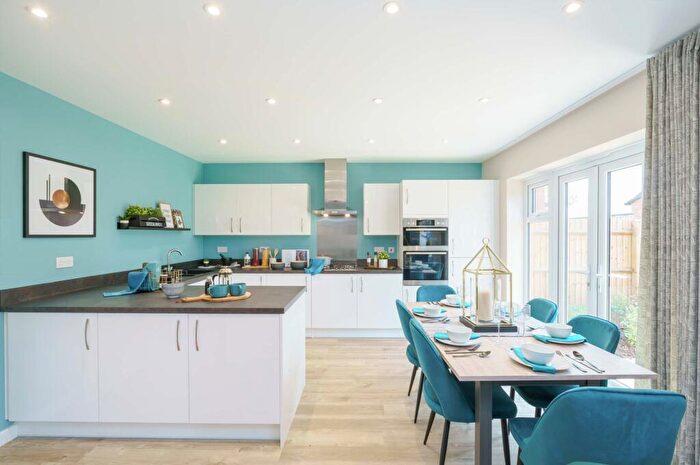 4 Bedroom Detached House For Sale In Rull Lane, Cullompton, EX15