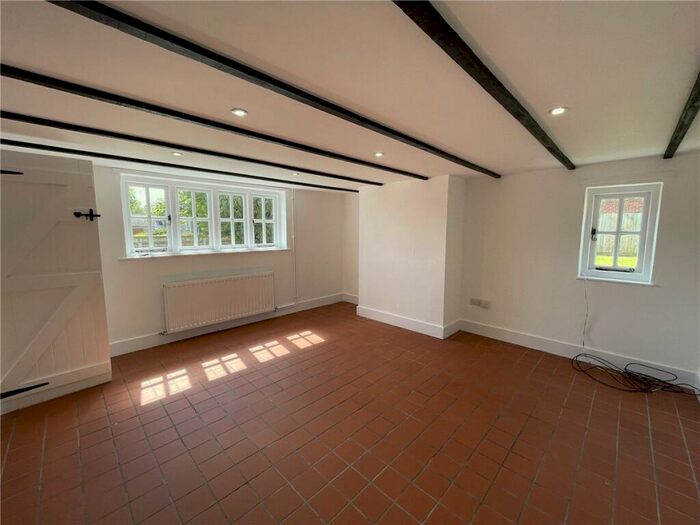 3 Bedroom Cottage To Rent In Church Cottages, Church Lane, Chalgrove