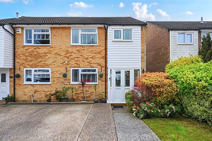 3 Bedroom Semi-Detached House For Sale In Paxhill Close, St. Leonards-On-Sea, TN38