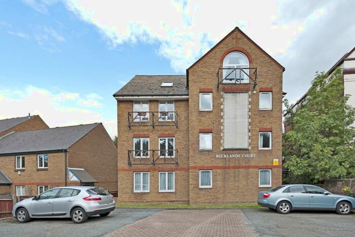 1 Bedroom Apartment To Rent In Sydenham Hill, Sydenham, London, SE26