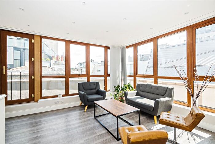 3 Bedroom Flat To Rent In Turville Street, Shoreditch, E2