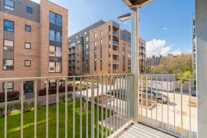 1 Bedroom Flat To Rent In Shrubhill Walk, Leith Walk, Edinburgh, EH7