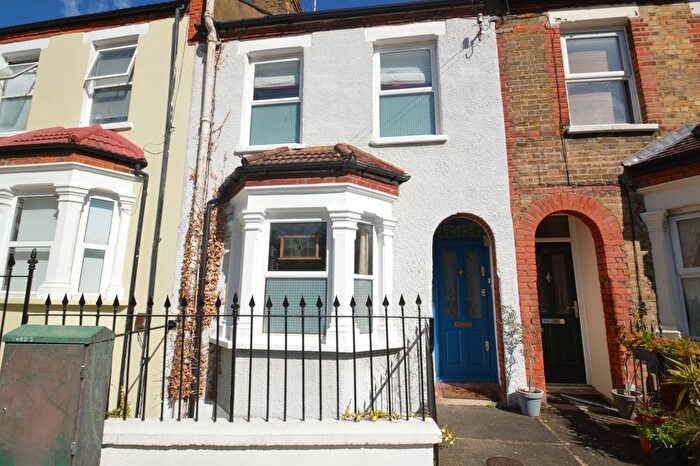4 Bedroom Terraced House For Sale In Tormount Road, London, SE18