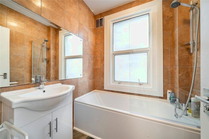 1 Bedroom Flat For Sale In Fordwych Road, Cricklewood, NW2