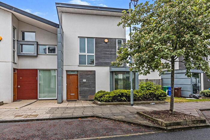 3 Bedroom Semi-Detached House To Rent In Lloyd Wright Avenue, Manchester, M11