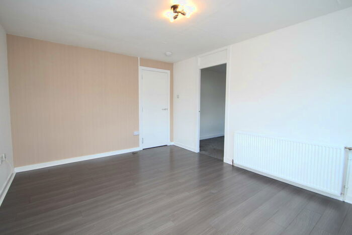 1 Bedroom Flat To Rent In Gilmour Place, New Gorbals, G5