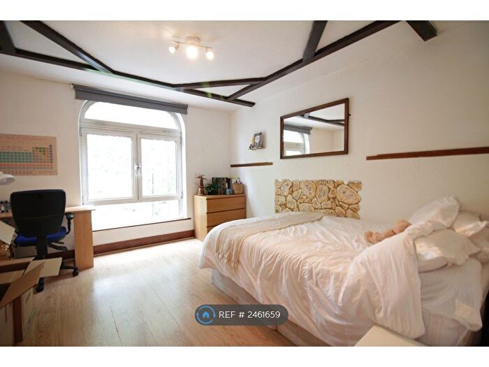 4 Bedroom Terraced House To Rent In Leybourne Street, London, NW1