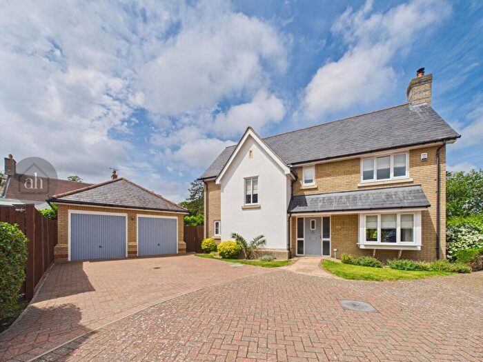 4 Bedroom Detached House For Sale In Shrubbery Close, Hessett, IP30
