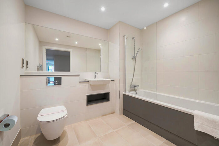 2 Bedroom Apartment To Rent In Hornby House, SL6