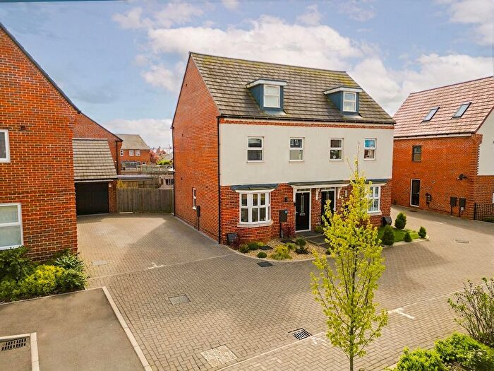 3 Bedroom Semi Detached House For Sale In Leopold Way, Broughton, HP22