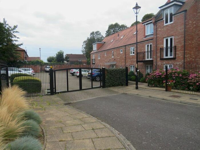 2 Bedroom Flat To Rent In Blandford Close, Norton, Stockton-On-Tees, TS20