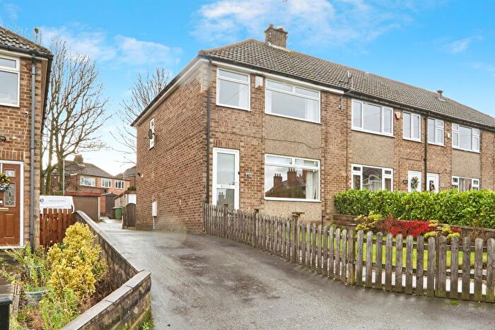 3 Bedroom End Of Terrace House For Sale In Fartown, Pudsey, LS28