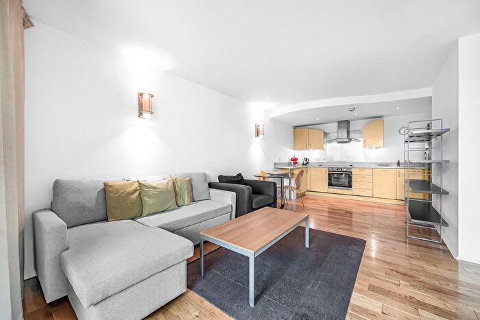2 Bedroom Flat To Rent In The Perspective Building, Westminster Bridge Road, Waterloo, SE1