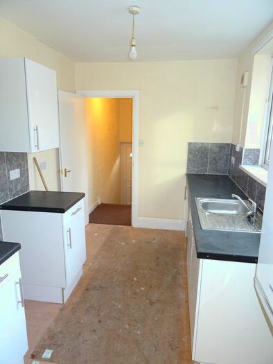 3 Bedroom Flat To Rent In Grace Street, Newcastle Upon Tyne, NE6