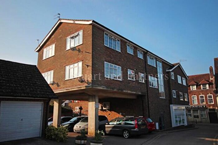 2 Bedroom Flat To Rent In Pitt Court, High Street, Hurstpierpoint, BN6