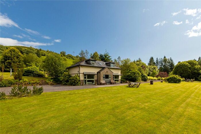 6 Bedroom Detached House For Sale In Glen Euchar House And Cabins, Oban, PA34