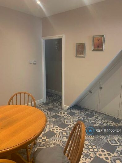 3 Bedroom Terraced House To Rent In Cobden Road, Chatham, ME4