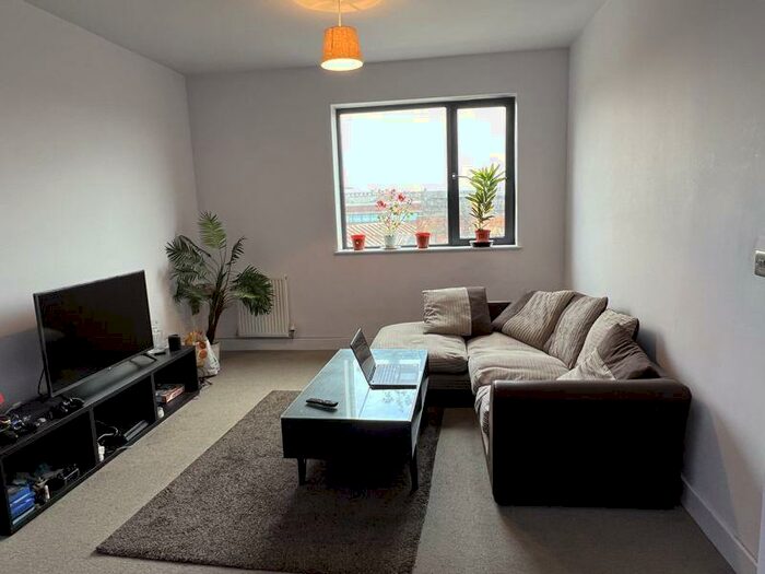 1 Bedroom Apartment To Rent In Summer Lane, Birmingham, B19