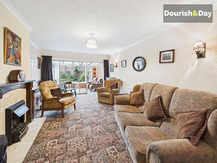 2 Bedroom Detached Bungalow For Sale In Downing Gardens, Stone, ST15 - Photo 6
