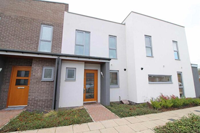 2 Bedroom Terraced House To Rent In Parson Courtyard, The Staiths, Gateshead, NE8