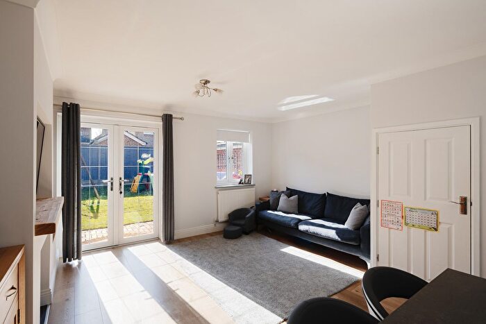 3 Bedroom Semi-Detached House For Sale In Nottingham Way, Langdon Hills, SS16