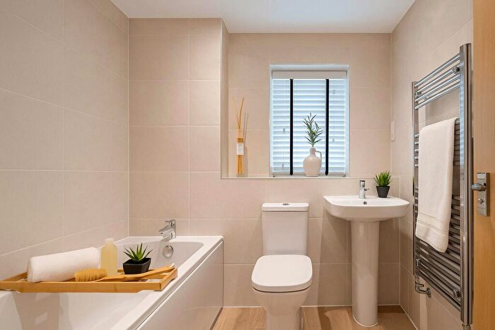 3 Bedroom End Of Terrace House For Sale In Colyton, Devon, EX24