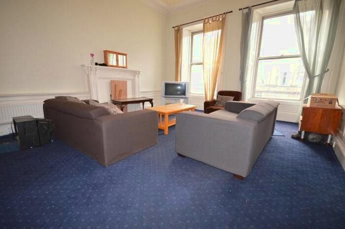 2 Bedroom Flat To Rent In Lothian Road, Edinburgh, EH3