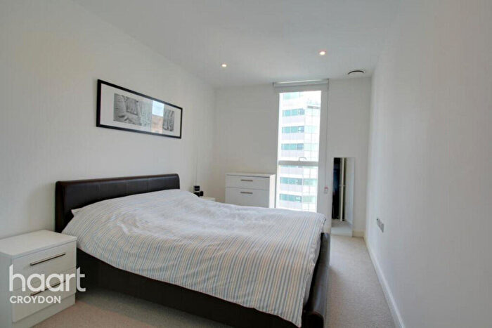 1 Bedroom Apartment To Rent In Saffron Central Square, Croydon, CR0