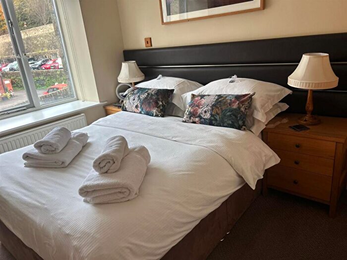 2 Bedroom Property To Rent In Croft Mill Yard, Hebden Bridge, HX7