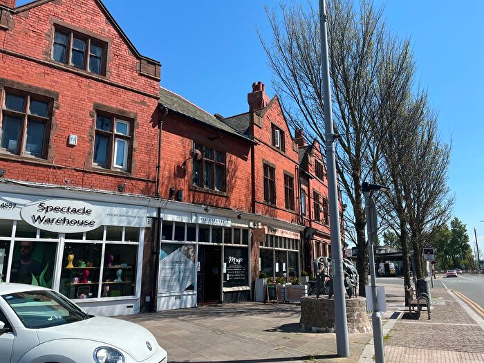 1 Bedroom Flat To Rent In The Quadrant, Hoylake, CH47