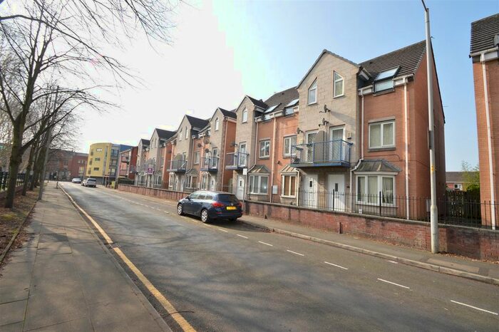 4 Bedroom Property To Rent In Dearden Street, Hulme, Manchester, M15