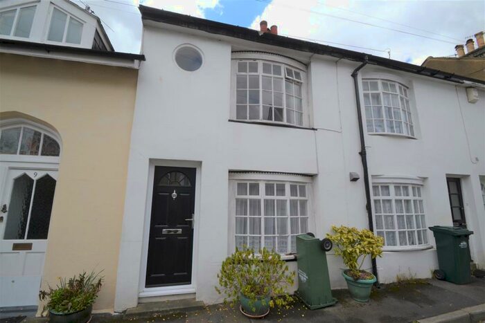 2 Bedroom Cottage To Rent In North Road, Brighton, BN1