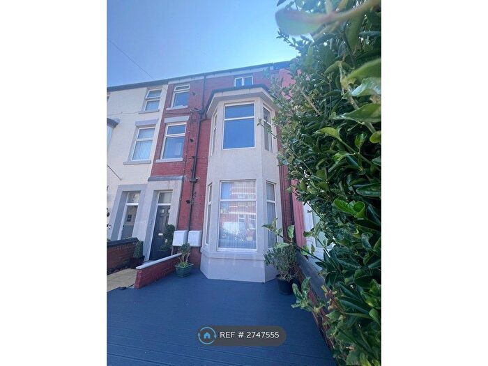 1 Bedroom Flat To Rent In Banks Street, Blackpool, FY1