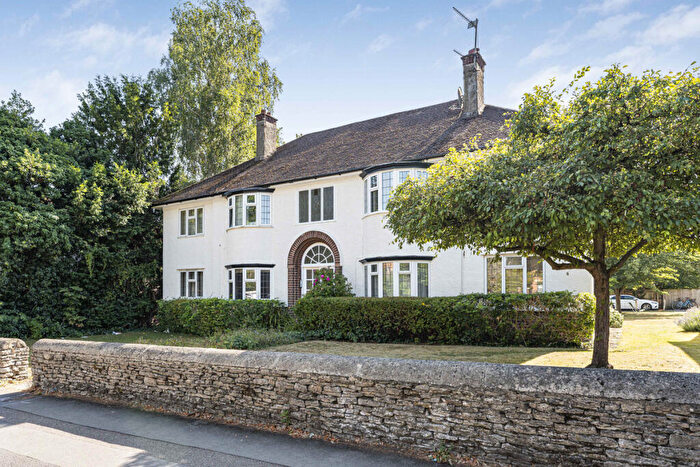 2 Bedroom Flat For Sale In Banbury Road, Oxford, OX2