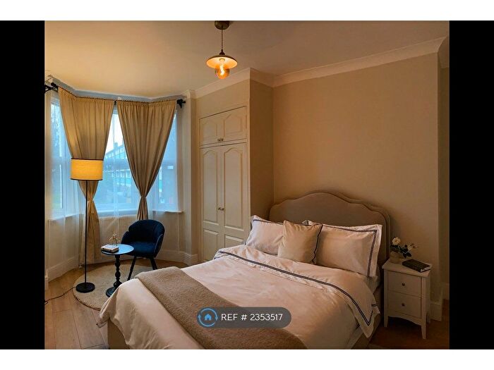 4 Bedroom End Of Terrace House To Rent In Boreham Avenue, London, E16